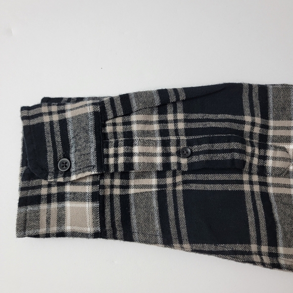 J. Crew Men's Classic Fit Black And Gray Plaid Button Down Flannel Shirt M NEW - Picture 6 of 10